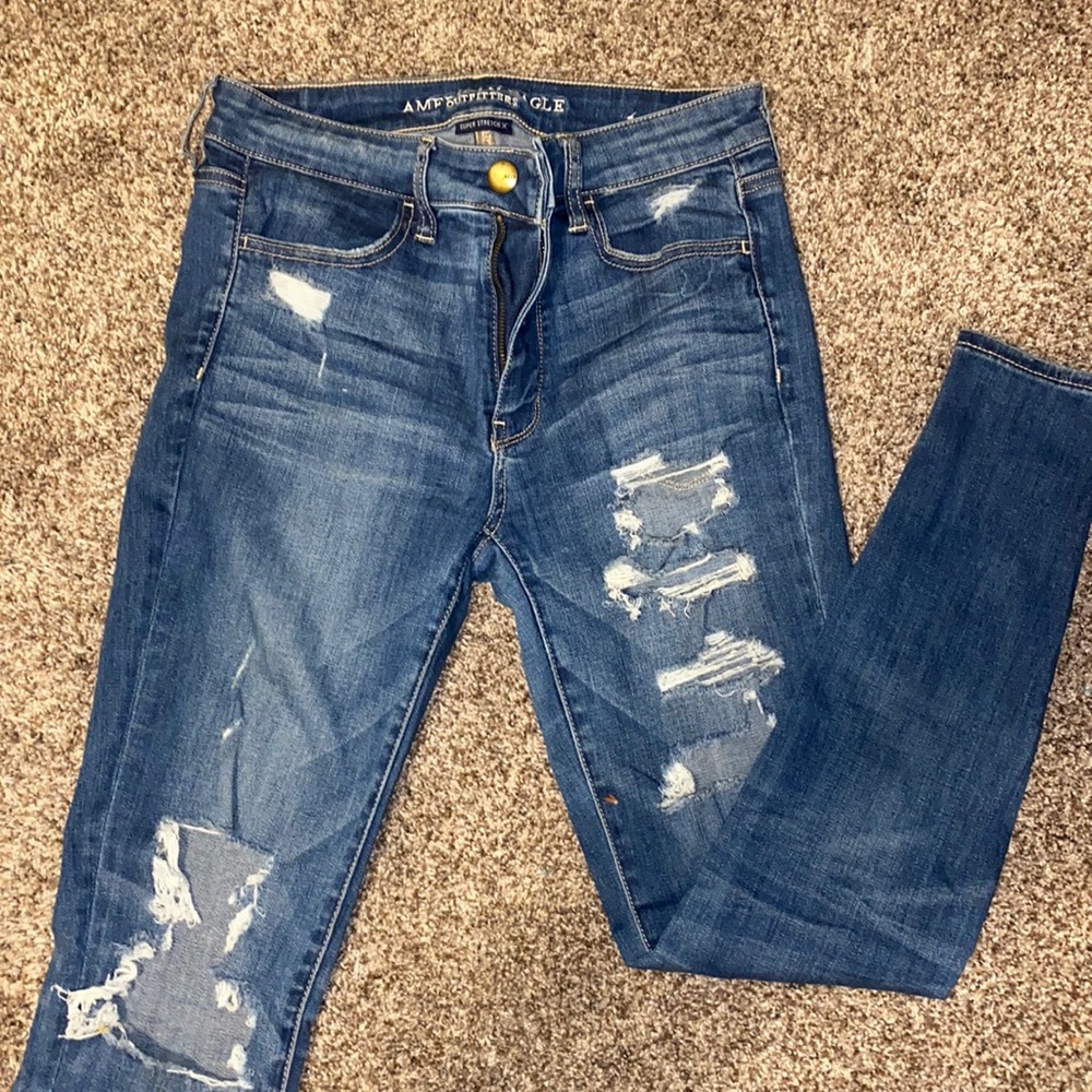 American eagle skinny distressed jeans